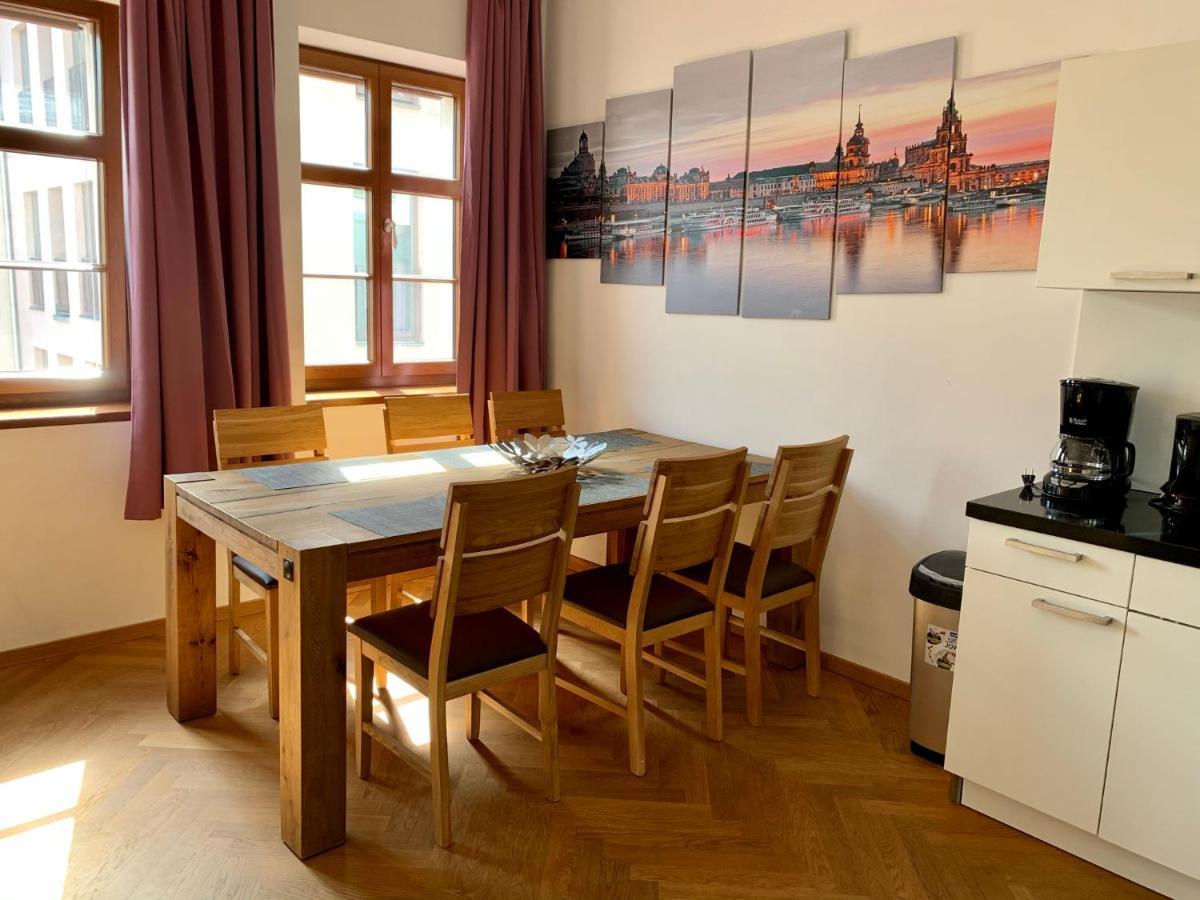Familienapartment An Der Frauenkirche Dresden Luaran gambar